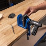 הפסיקו להתפשר על גודל! ערכת Micro-Pocket של Kreg היא הפתרון האולטימטיבי לפרויקטים עדינים. היא יוצרת חורי כיס קטנים ב-33% המאפשרים לכם לבצע חיבורים חזקים כמעט בלתי נראים, מבלי לפגוע במראה הסופי של הפרויקט.