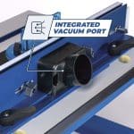 דיוק נייד Kreg PRS2100: הלוחית המצורפת בעובי 3/8 אינץ' מתאימה לראוטרים מלאים. הלוחית כוללת מפלסי כיוון תחתונים (Bottom-Up Levelers) וטבעות Level-Loc לנעילה מדויקת ושטיפה מלאה עם משטח העבודה.