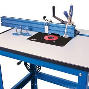 קלמרה מובנית עם ידית שחרור מהיר לקיבוע קורות, בעבודה עם מערכת ליצירת חזית דקורטיבית ושולחן רוטר